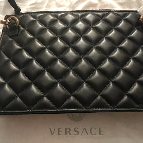 Versace Madusa quilted Clutch (converts into A Crossbody) - Picture 4 of 10